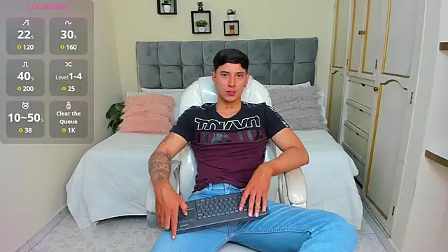 Damian23   online show from 3, 3, 2025