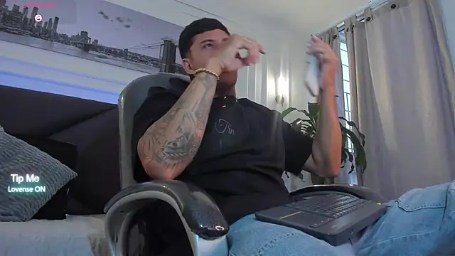 Damian23   online show from 1, 3, 2026