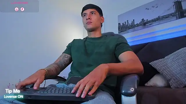 Damian23   online show from 3, 2, 2026