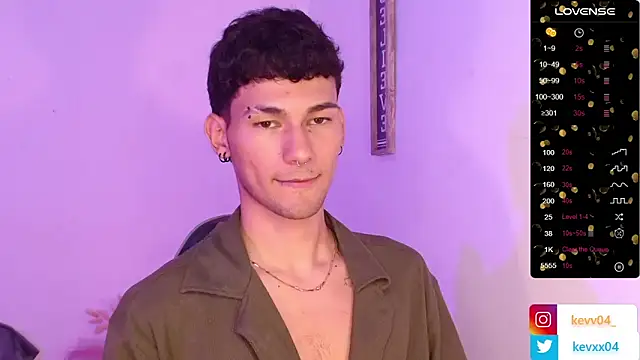 Snapshot of Alexx_tc chatting on 31, 10, 2025 Alexx tc online show from 31, 10, 2025