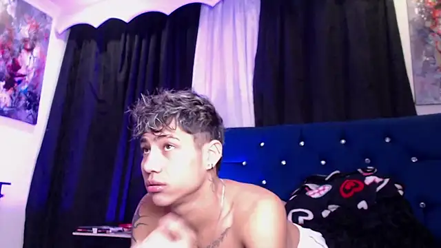 Sexys Boys Hot1 online show from 26, 5, 2026