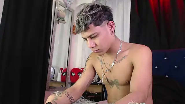 Snapshot of Sexys_Boys_Hot1 chatting on 20, 6, 2026 Sexys Boys Hot1 online show from 20, 6, 2026