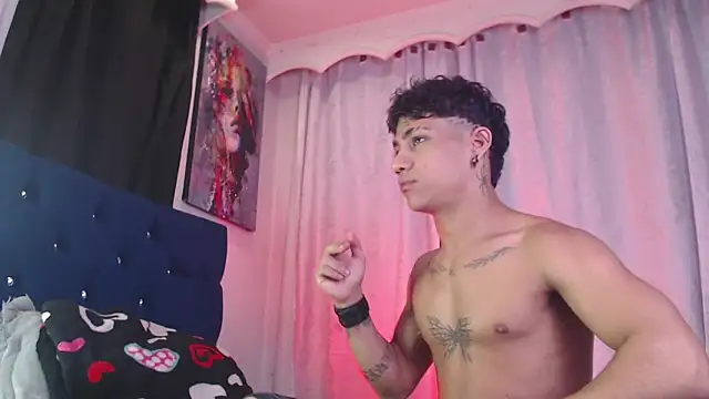 Sexys Boys Hot1 online show from 18, 4, 2026