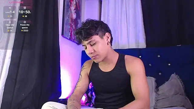 Sexys Boys Hot1 online show from 16, 3, 2026