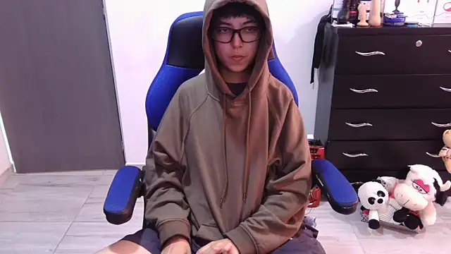 thomascooper7 online show from 19, 12, 2025