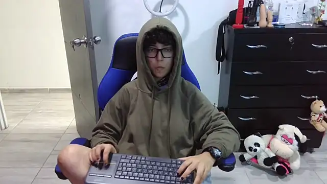 thomascooper7 online show from 25, 3, 2026