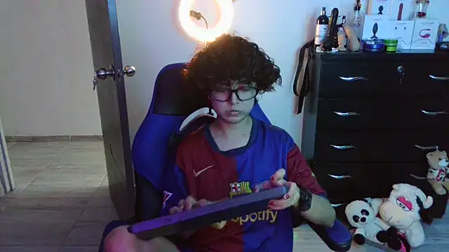 thomascooper7 online show from 8, 10, 2025