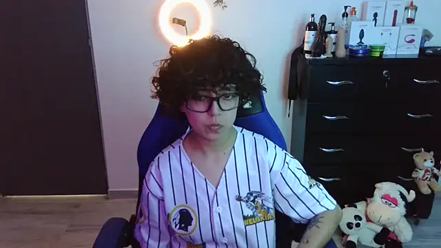 thomascooper7 online show from 12, 10, 2025