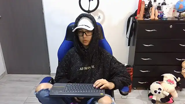 thomascooper7 online show from 19, 6, 2026