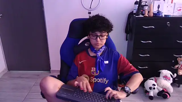 thomascooper7 online show from 12, 2, 2026