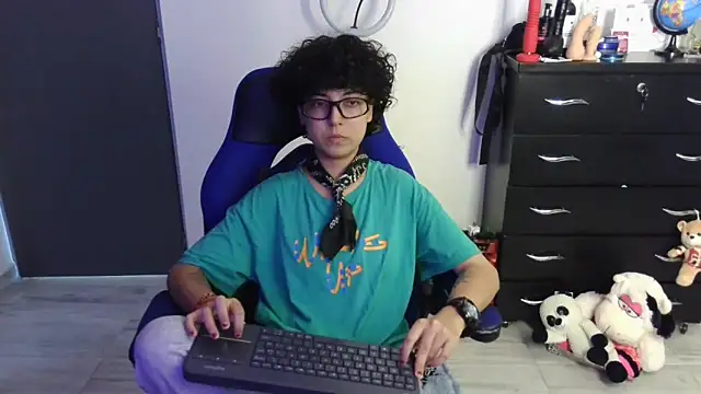 thomascooper7 online show from 7, 4, 2026