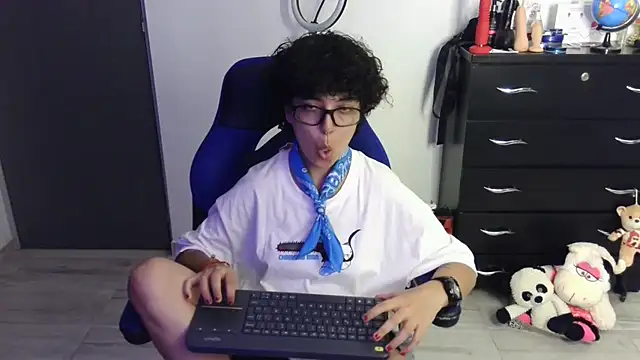 thomascooper7 online show from 4, 4, 2026