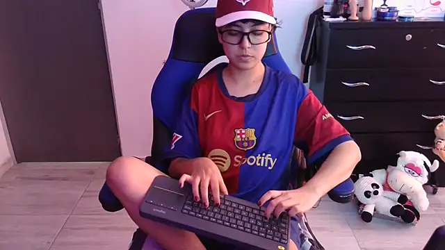 thomascooper7 online show from 2, 12, 2025