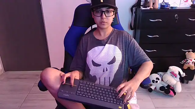 thomascooper7 online show from 18, 12, 2025