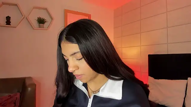 Christine Laam online show from 3, 11, 2025