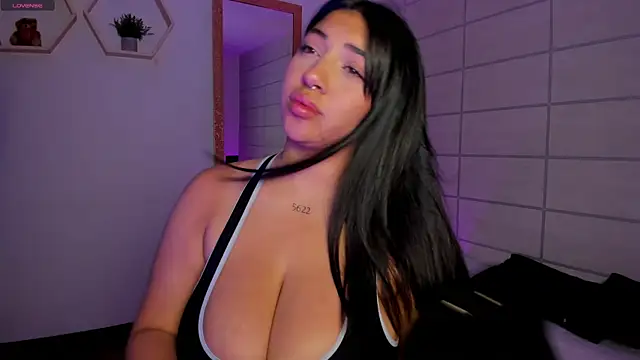 Christine Laam online show from 13, 4, 2026