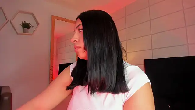 Christine Laam online show from 24, 11, 2025