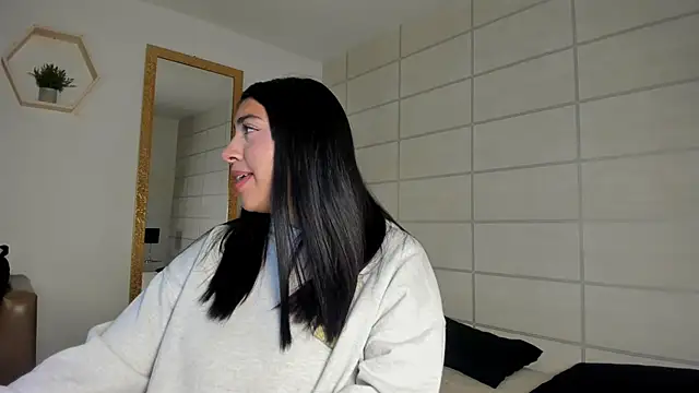 Christine Laam online show from 7, 4, 2026