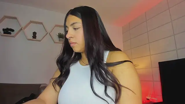 Christine Laam online show from 30, 10, 2025