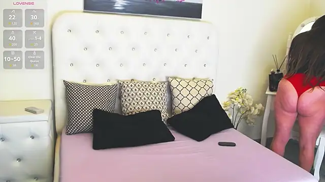 Ysabell01 online show from 17, 10, 2025