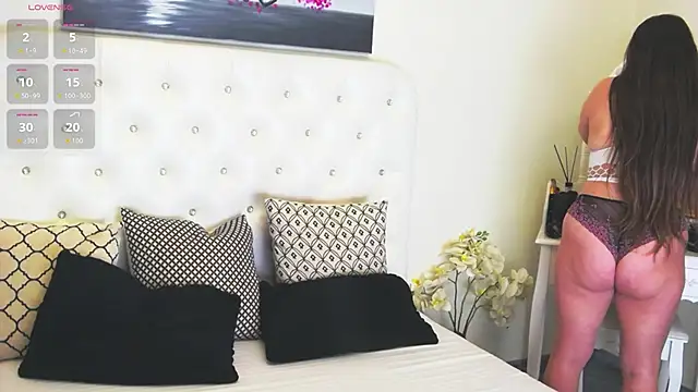 Ysabell01 online show from 23, 10, 2025