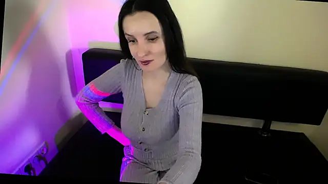 LaimaV  online show from 10, 1, 2026