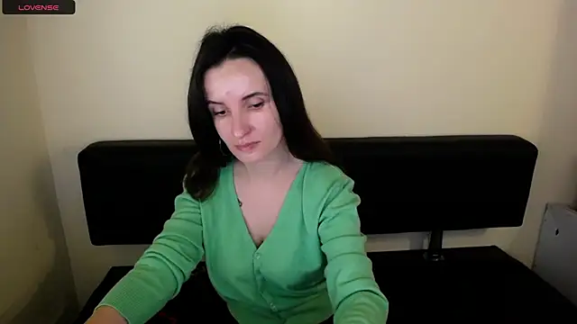 LaimaV  online show from 18, 9, 2025