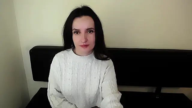 Snapshot of LaimaV_ chatting on 13, 10, 2025 LaimaV online show from 13, 10, 2025