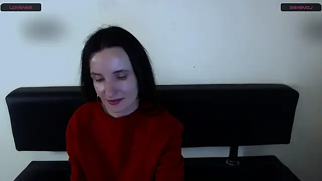 LaimaV  online show from 25, 2, 2026