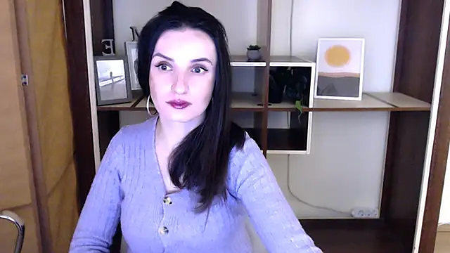 LaimaV  online show from 17, 4, 2026