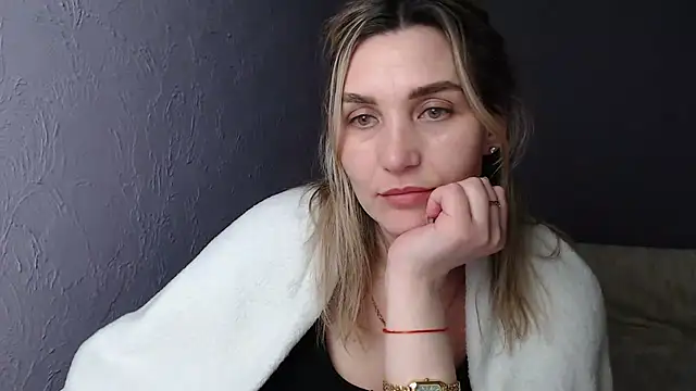  sexy lady online show from 28, 2, 2025