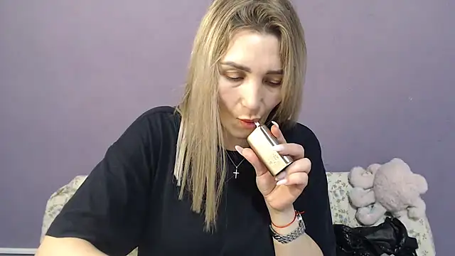  sexy lady online show from 2, 12, 2025