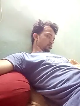 Snapshot of fanus_6927 chatting on 15, 10, 2025 fanus 6927 online show from 15, 10, 2025