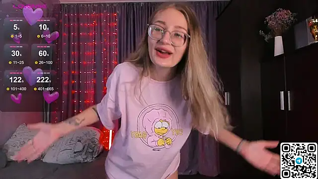 Snapshot of LivyyBossom chatting on 10, 10, 2025 LivyyBossom online show from 10, 10, 2025