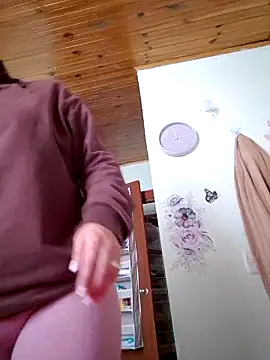 Snapshot of RenataSexy_ chatting on 11, 9, 2025 RenataSexy  online show from 11, 9, 2025