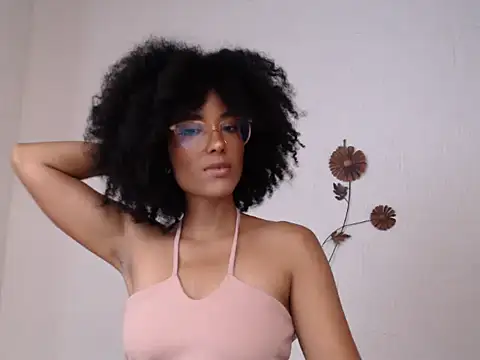 Snapshot of violettamartins chatting on 24, 6, 2026 violettamartins online show from 24, 6, 2026