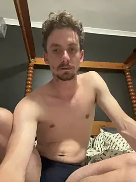 Snapshot of bradleyjamesmc chatting on 10, 2, 2025 bradleyjamesmc online show from 10, 2, 2025