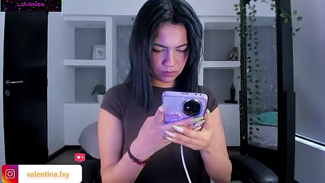 Gianna foxy online show from 6, 2, 2026