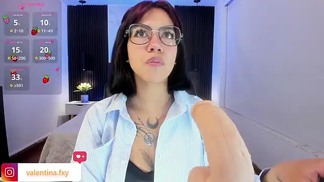 Snapshot of Gianna_foxy chatting on 11, 3, 2025 Gianna foxy online show from 11, 3, 2025