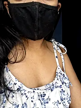 Nisha027 online show from 6, 11, 2025