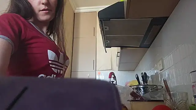 AlejandraDelaney online show from 31, 10, 2025