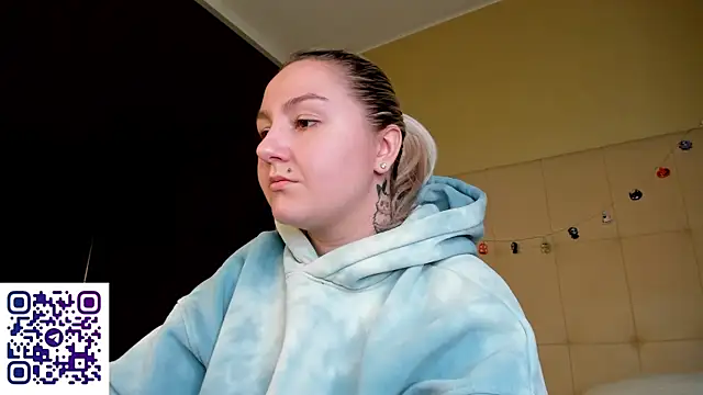 Debbie Taylor online show from 4, 11, 2025