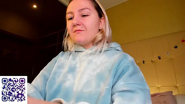 Debbie Taylor online show from 7, 11, 2025