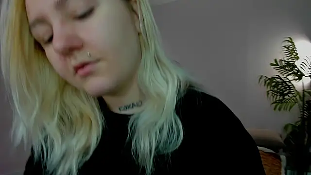 Debbie Taylor online show from 22, 11, 2025