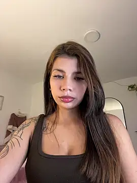 Snapshot of adop_me__ chatting on 6, 6, 2026 adop me online show from 6, 6, 2026