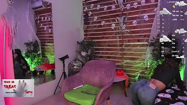 Sapphire Venuss online show from 26, 10, 2025