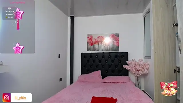 lily f00x online show from 20, 12, 2025