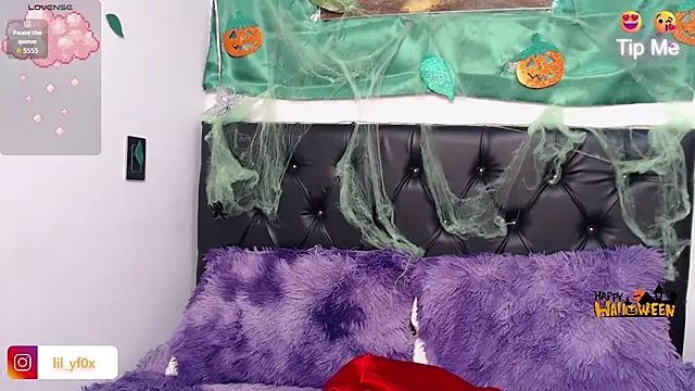 lily f00x online show from 14, 10, 2025