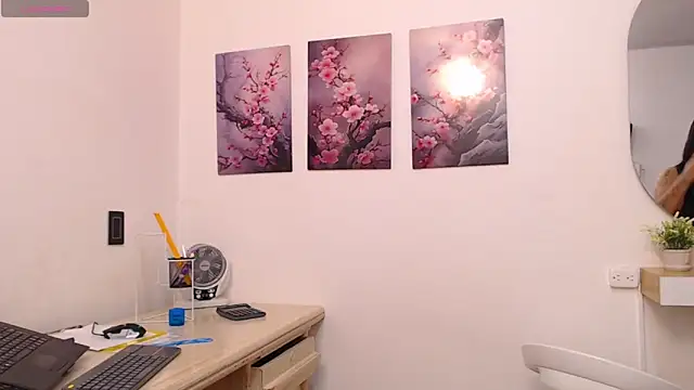 lily f00x online show from 21, 2, 2026