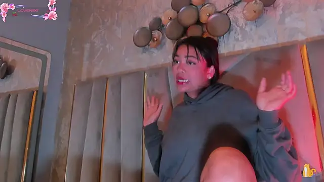 KimDevinne online show from 19, 2, 2026